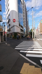 山手通りから中の道へ